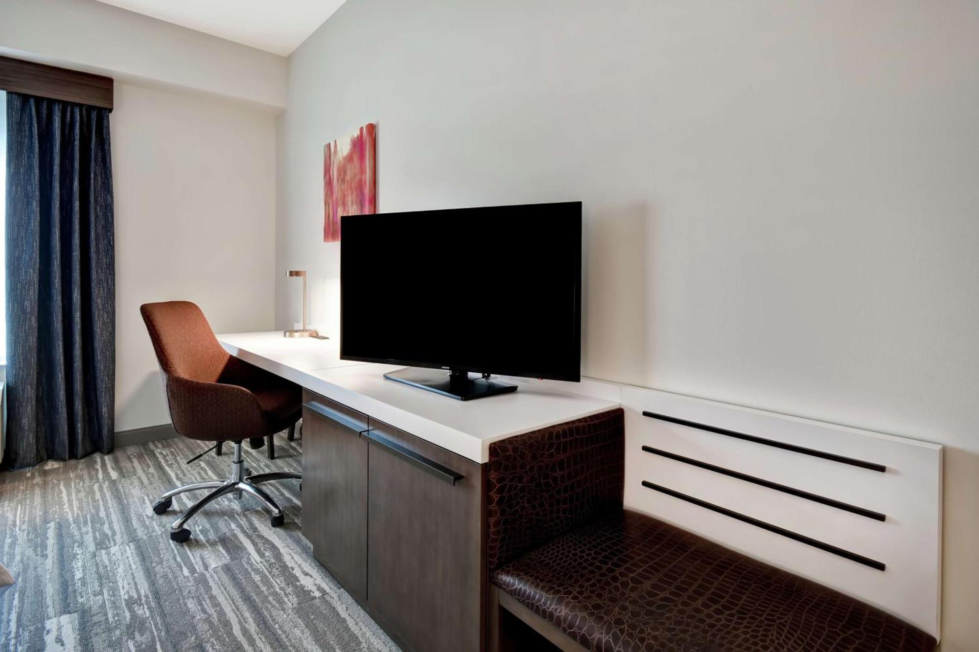 Hotel Hilton Garden West
