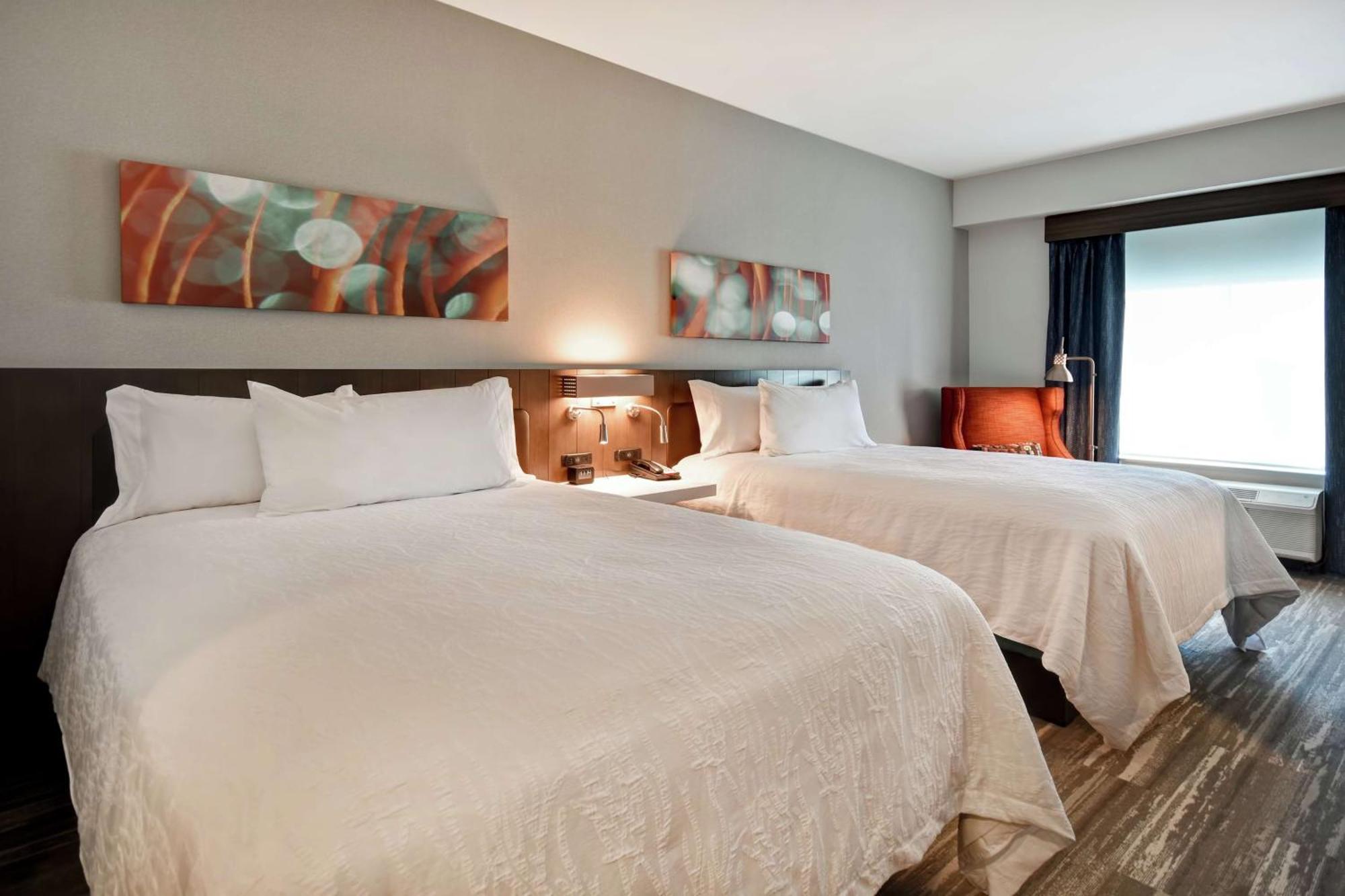 Hilton Garden West Hotel 3*